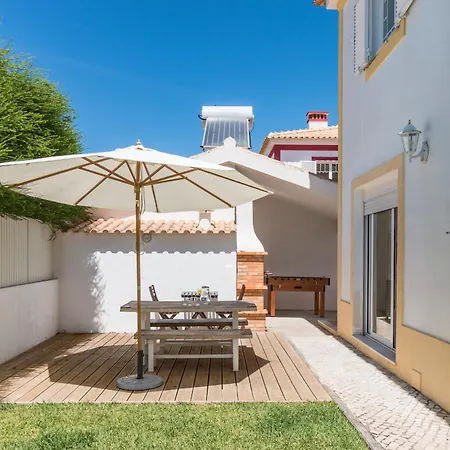 Yellow House * Aldeia do Meco