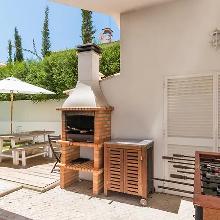 Villa Yellow House *